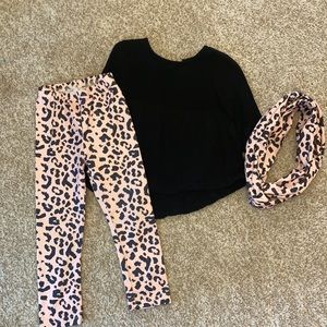 There piece Marie Nicole Outfit includes shirt, pants, and scarf size sm (2T).